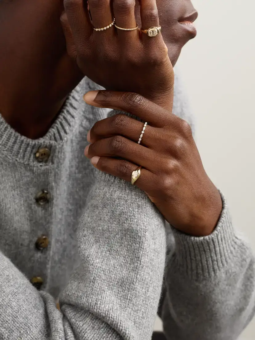 STONE AND STRAND The Essential 14-karat Gold Diamond Pinky Ring | Thumbnail 5 STONE AND STRAND The Essential 14-karat Gold Diamond Pinky Ring | Thumbnail 5