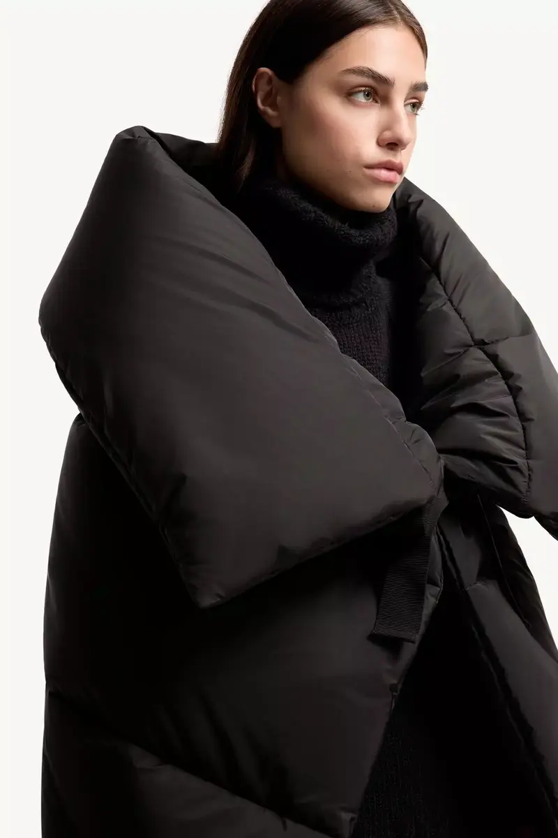Moncler Taffeta Padded Cape | Thumbnail 8 Moncler Taffeta Padded Cape | Thumbnail 8