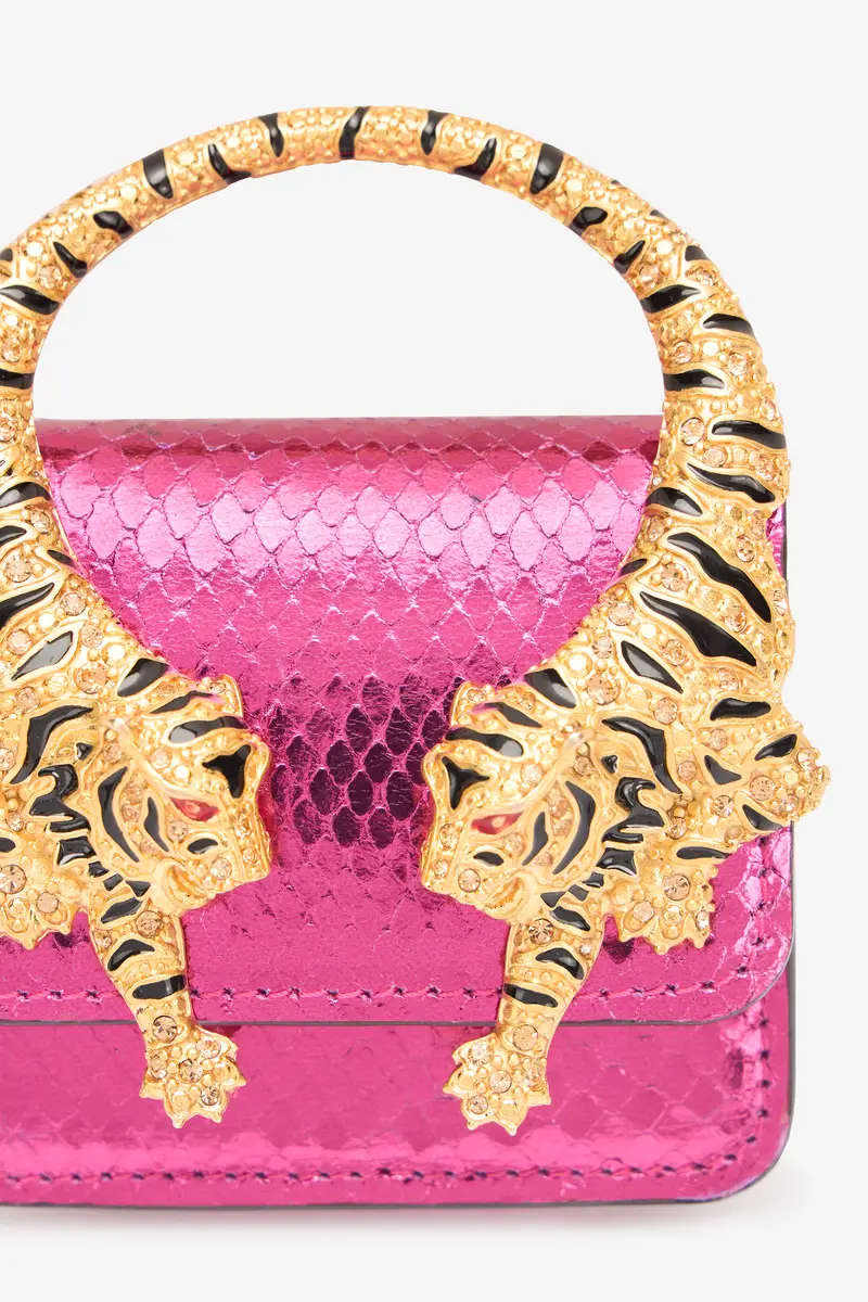 Roberto Cavalli Snake-Effect Roar AirPods Case | Thumbnail 3 Roberto Cavalli Snake-Effect Roar AirPods Case | Thumbnail 3