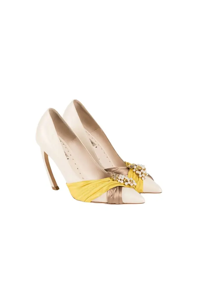Roberto Cavalli Grapes-charm Tiger-Tooth slingback pumps