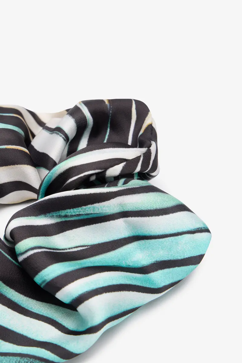 Roberto Cavalli Ray Of Sea Print Silk Scrunchie | Thumbnail 2 Roberto Cavalli Ray Of Sea Print Silk Scrunchie | Thumbnail 2