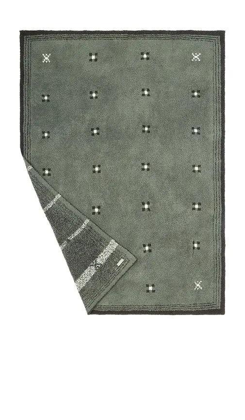 Barefoot Dreams CozyChic Navarro Throw