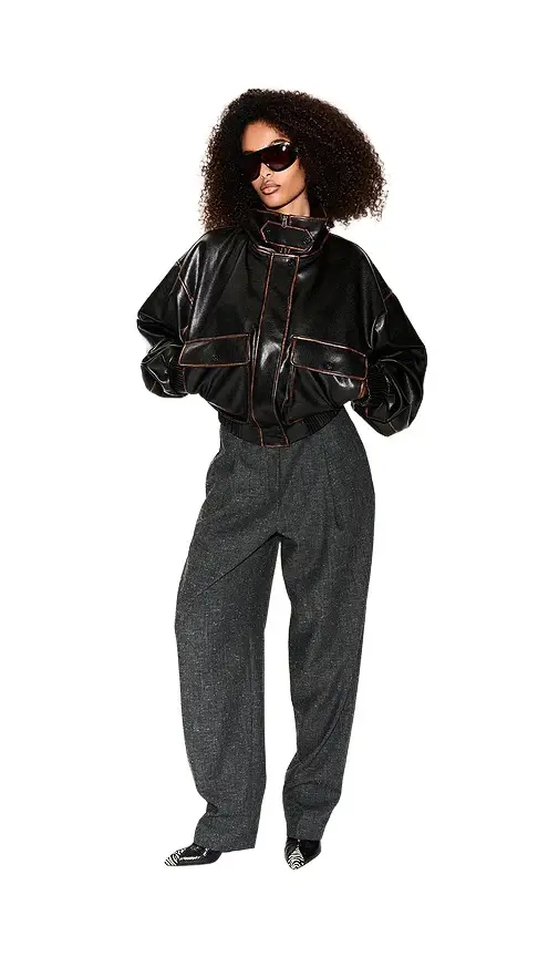 Single Pleat Straight Leg Trousers