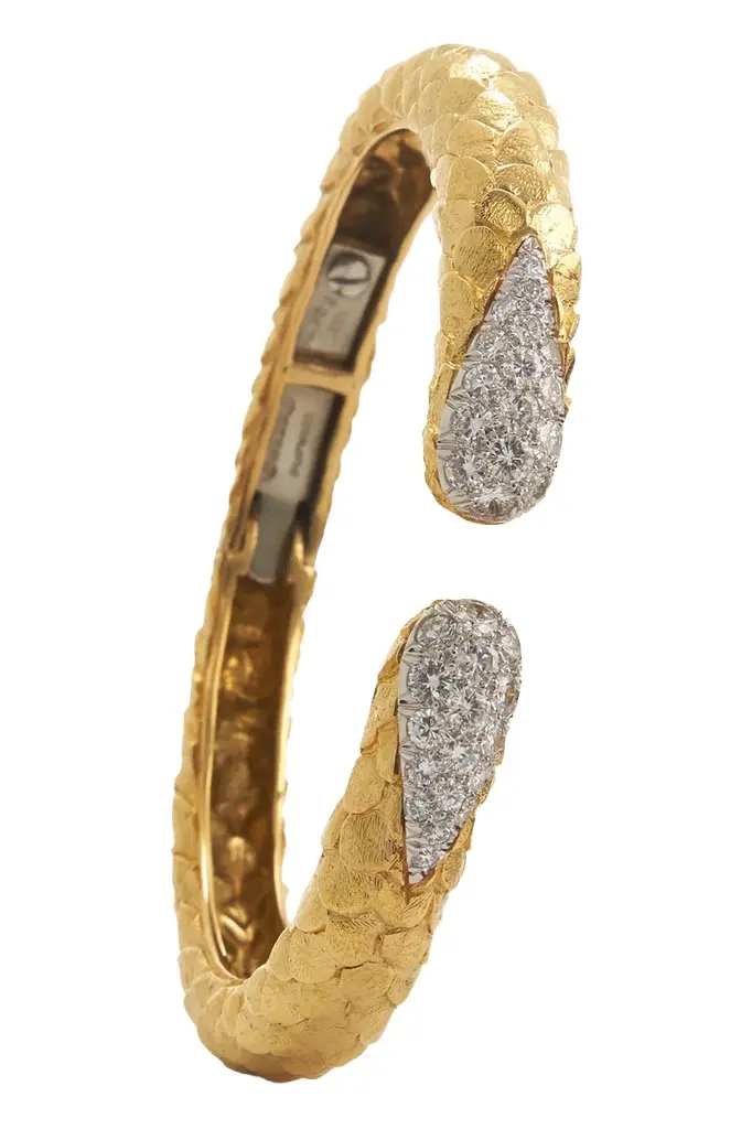 DAVID WEBB Diamond Park Avenue Cuff Bracelet