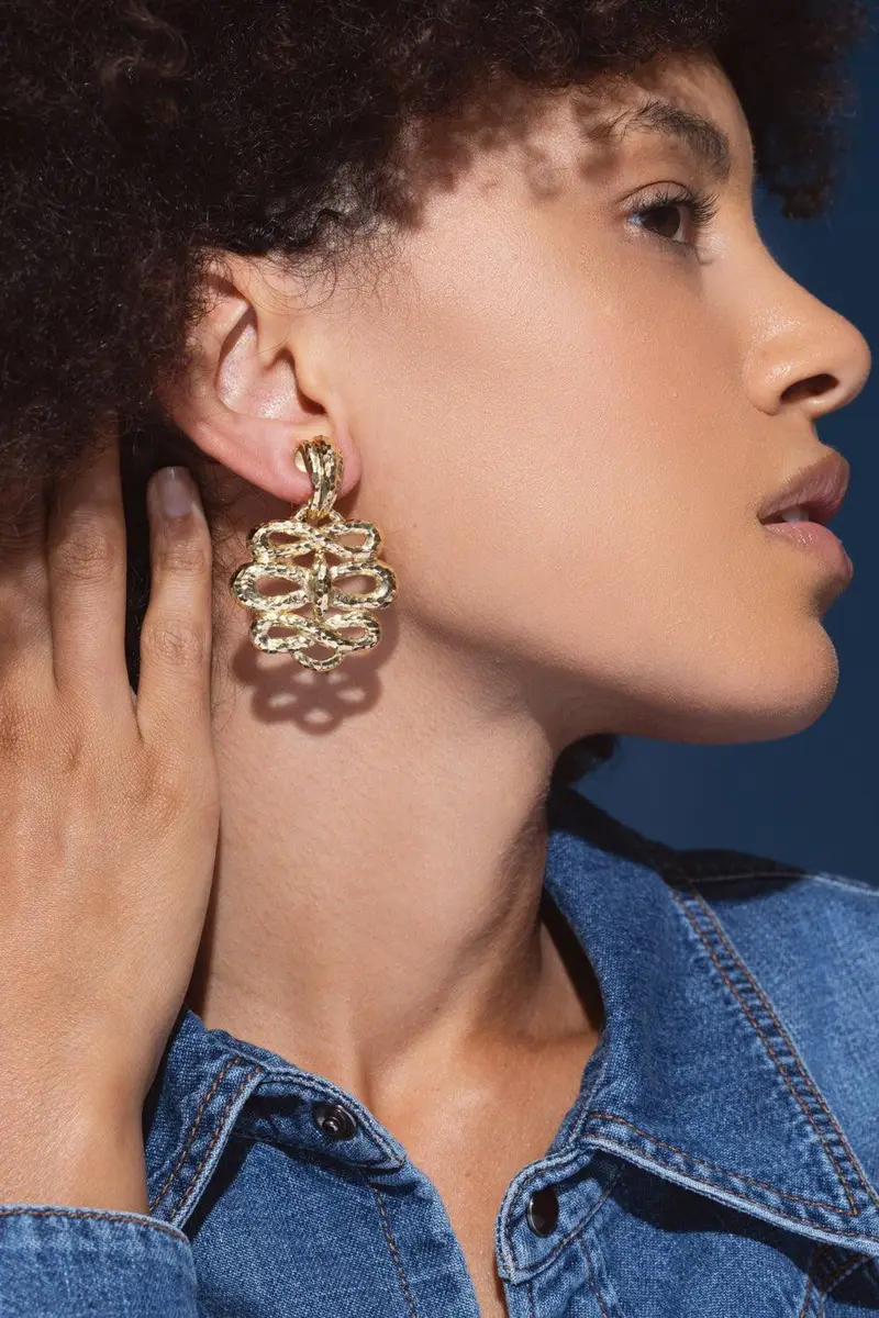 DAVID WEBB Triple Infinity Hammered Earrings | Thumbnail 2 DAVID WEBB Triple Infinity Hammered Earrings | Thumbnail 2