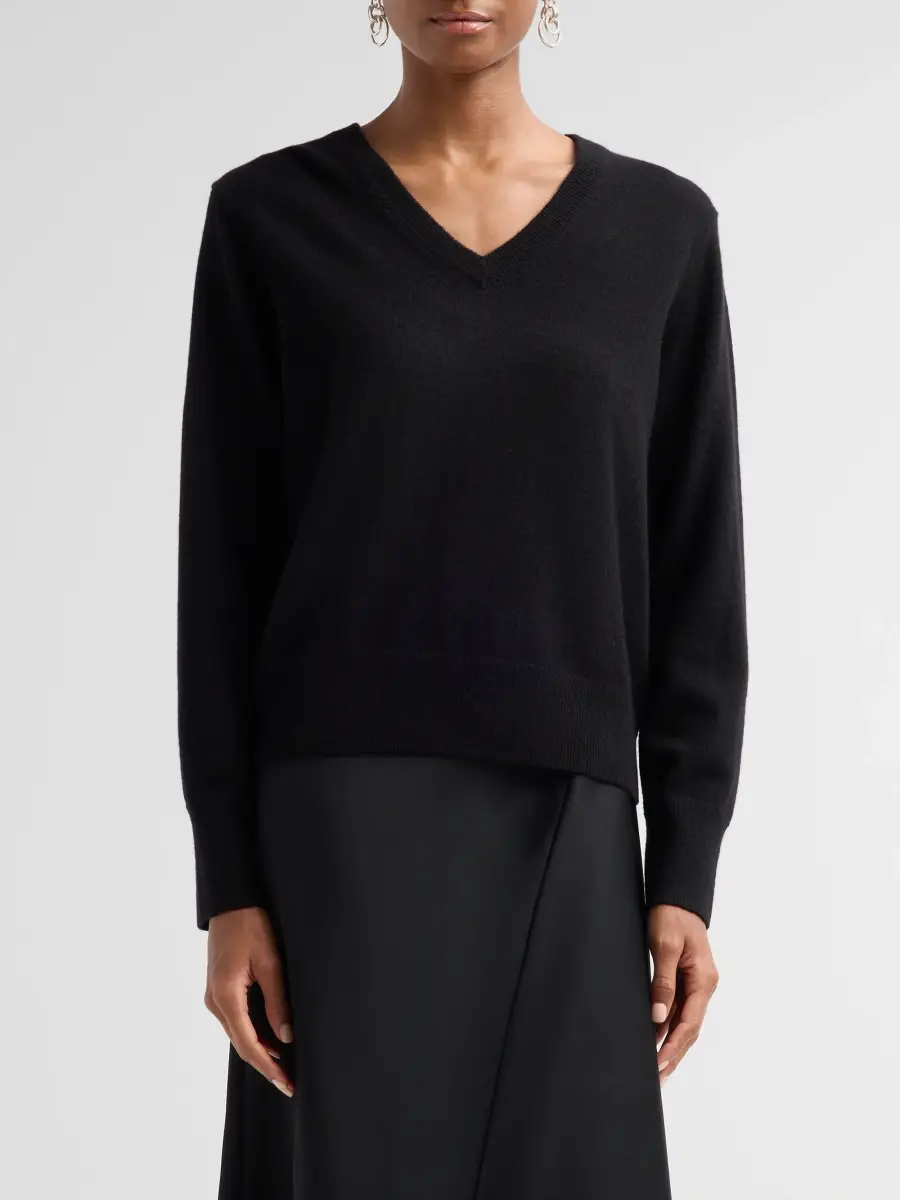 Vince Women's Cashmere V-Neck Sweater | Thumbnail 4 Vince Women's Cashmere V-Neck Sweater | Thumbnail 4