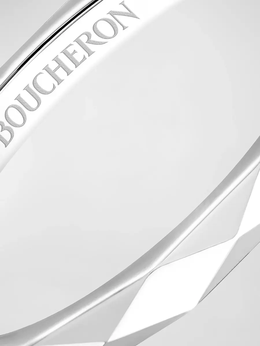 Boucheron Women's Facette Platinum Wedding Band | Thumbnail 4 Boucheron Women's Facette Platinum Wedding Band | Thumbnail 4