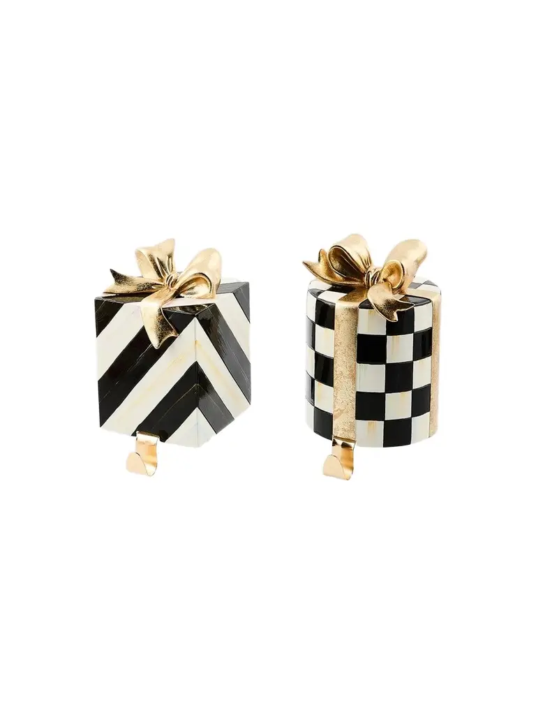 Courtly Noel 2-Piece Gift Box Christmas Stocking Holder Set Courtly Noel 2-Piece Gift Box Christmas Stocking Holder Set