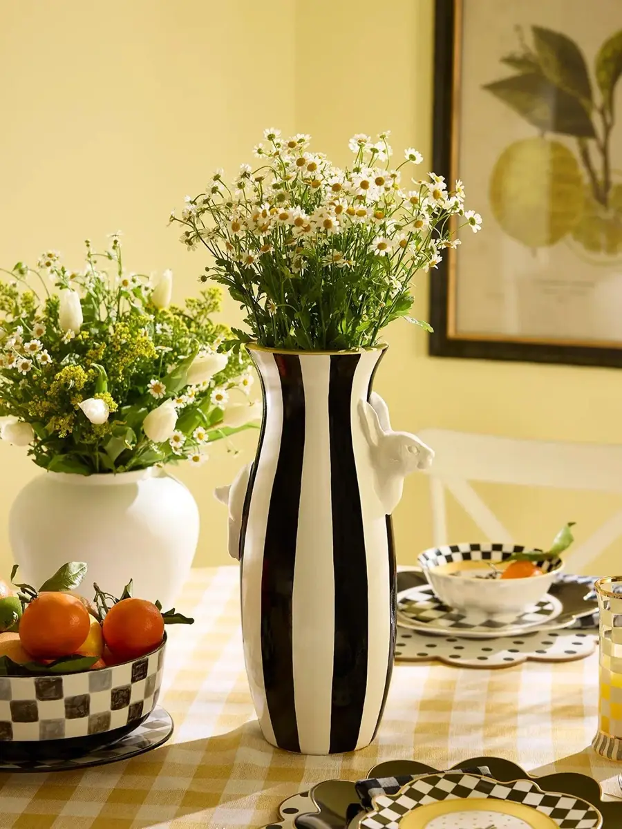 MacKenzie-Childs Petal Ceramic Dinner Plate | Thumbnail 3