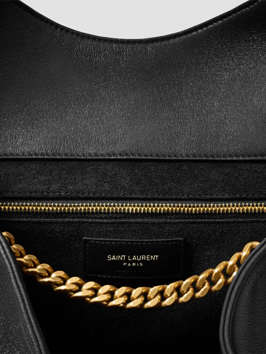 Saint Laurent Women's Icare Medium Shoulder Bag in Smooth Leather - Black | Thumbnail 7 Saint Laurent Women's Icare Medium Shoulder Bag in Smooth Leather - Black | Thumbnail 7