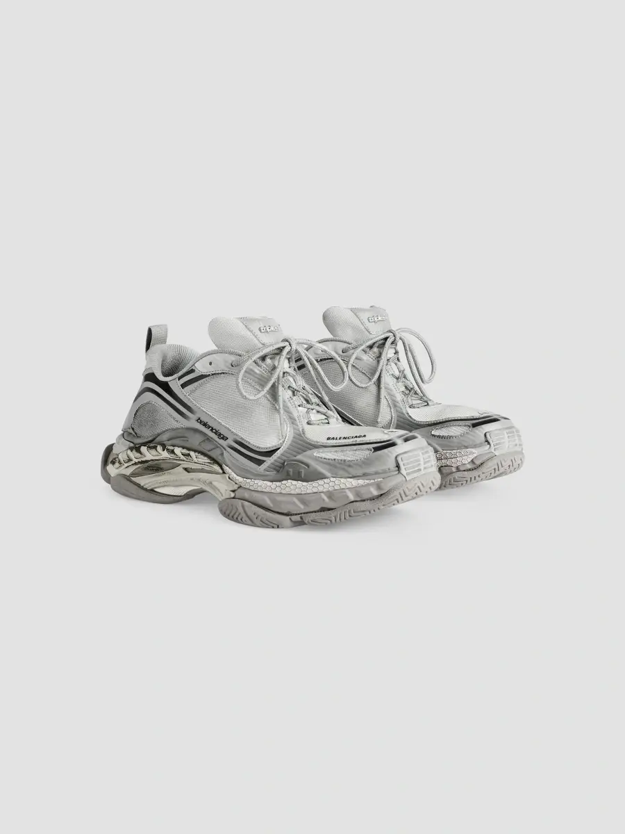 Balenciaga Women's Triple S.2 Gradient Sneakers | Thumbnail 2 Balenciaga Women's Triple S.2 Gradient Sneakers | Thumbnail 2
