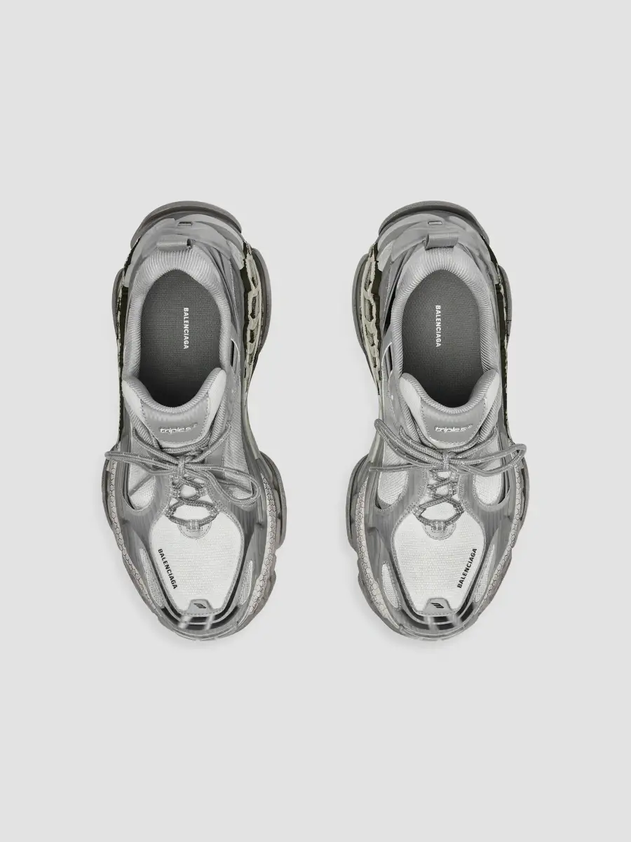 Balenciaga Women's Triple S.2 Gradient Sneakers | Thumbnail 3 Balenciaga Women's Triple S.2 Gradient Sneakers | Thumbnail 3