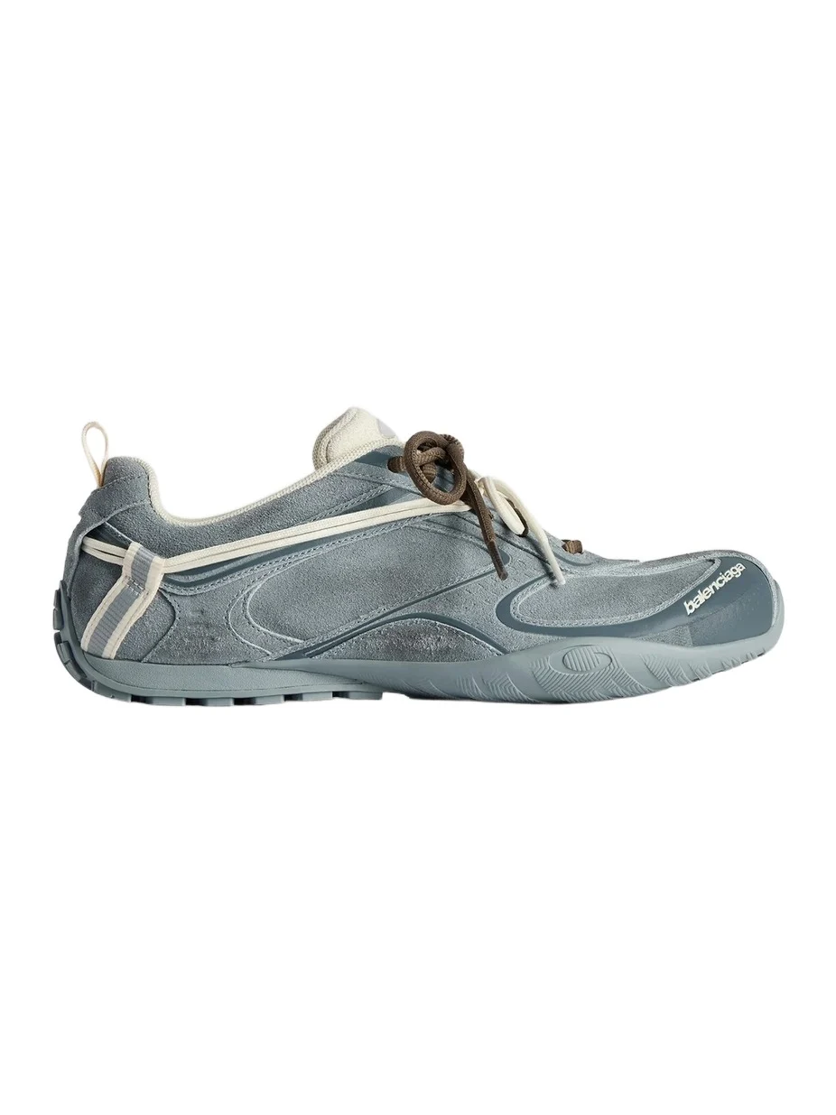 Women's Radar Velvety Sneakers