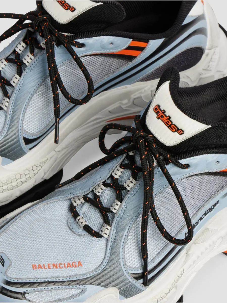 Balenciaga Men's Triple S.2 Gradient Sneakers | Thumbnail 4 Balenciaga Men's Triple S.2 Gradient Sneakers | Thumbnail 4