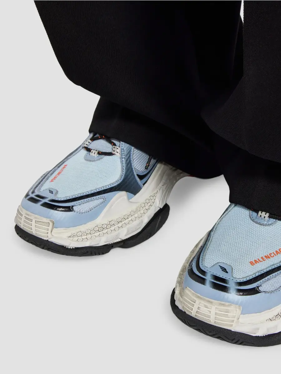 Balenciaga Men's Triple S.2 Gradient Sneakers | Thumbnail 6 Balenciaga Men's Triple S.2 Gradient Sneakers | Thumbnail 6