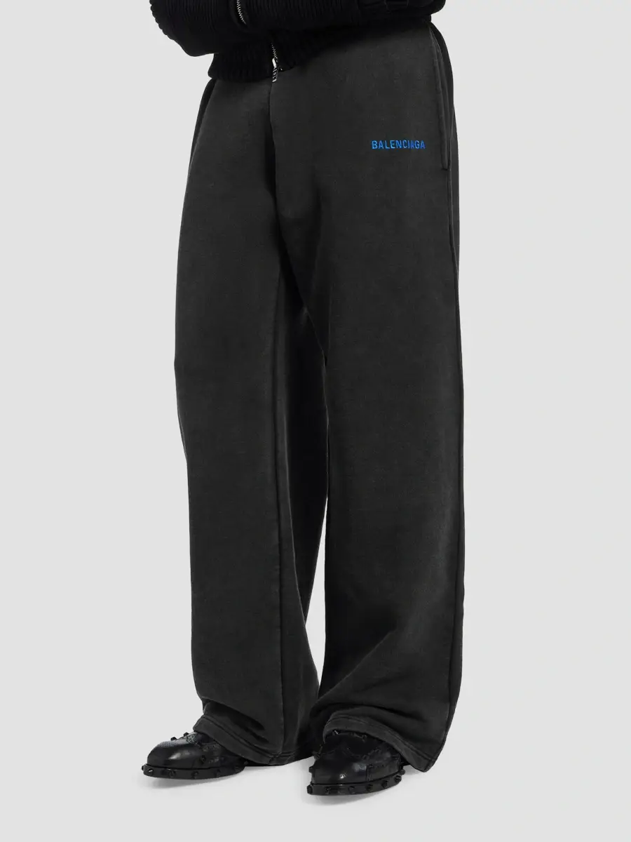 Balenciaga Men's Oversized Baggy Sweatpants | Thumbnail 3 Balenciaga Men's Oversized Baggy Sweatpants | Thumbnail 3