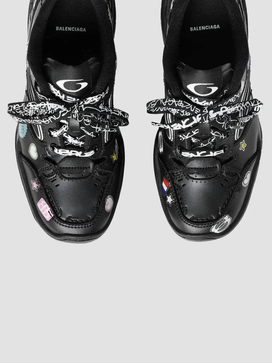 Balenciaga Women's Hamptons Stickers Platform Sneakers | Thumbnail 2 Balenciaga Women's Hamptons Stickers Platform Sneakers | Thumbnail 2