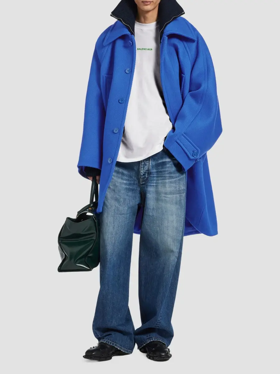 Balenciaga Men's Back Medium Fit T-Shirt | Thumbnail 2