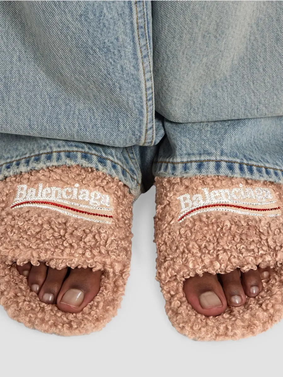 Balenciaga Women's Furry Slide Sandals | Thumbnail 6 Balenciaga Women's Furry Slide Sandals | Thumbnail 6