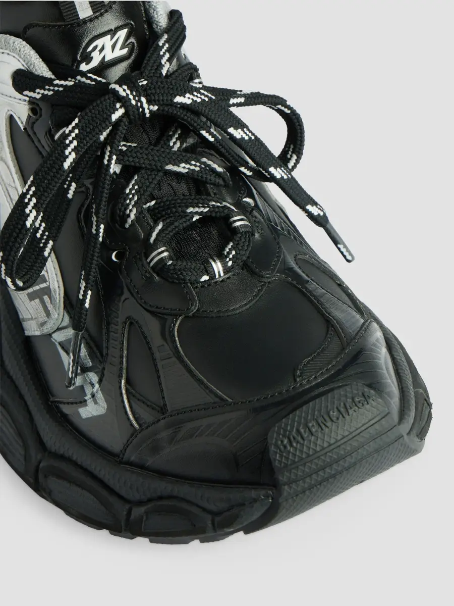 Balenciaga Men's 3XL Metallic Split Sneakers | Thumbnail 2 Balenciaga Men's 3XL Metallic Split Sneakers | Thumbnail 2