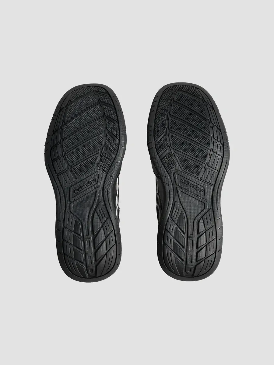 Balenciaga Men's Hamptons Stickers Sneakers | Thumbnail 5 Balenciaga Men's Hamptons Stickers Sneakers | Thumbnail 5