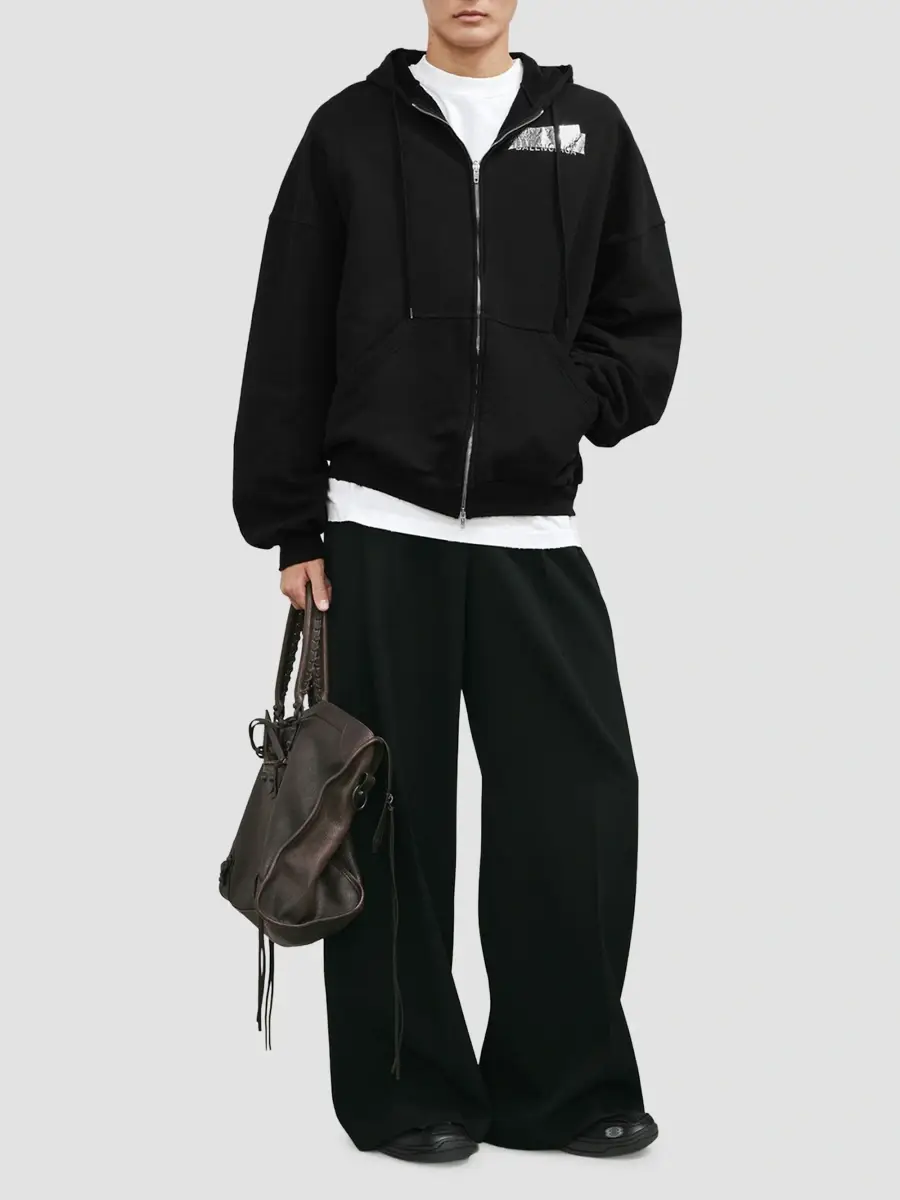 Balenciaga Men's Hamptons Stickers Sneakers | Thumbnail 7 Balenciaga Men's Hamptons Stickers Sneakers | Thumbnail 7