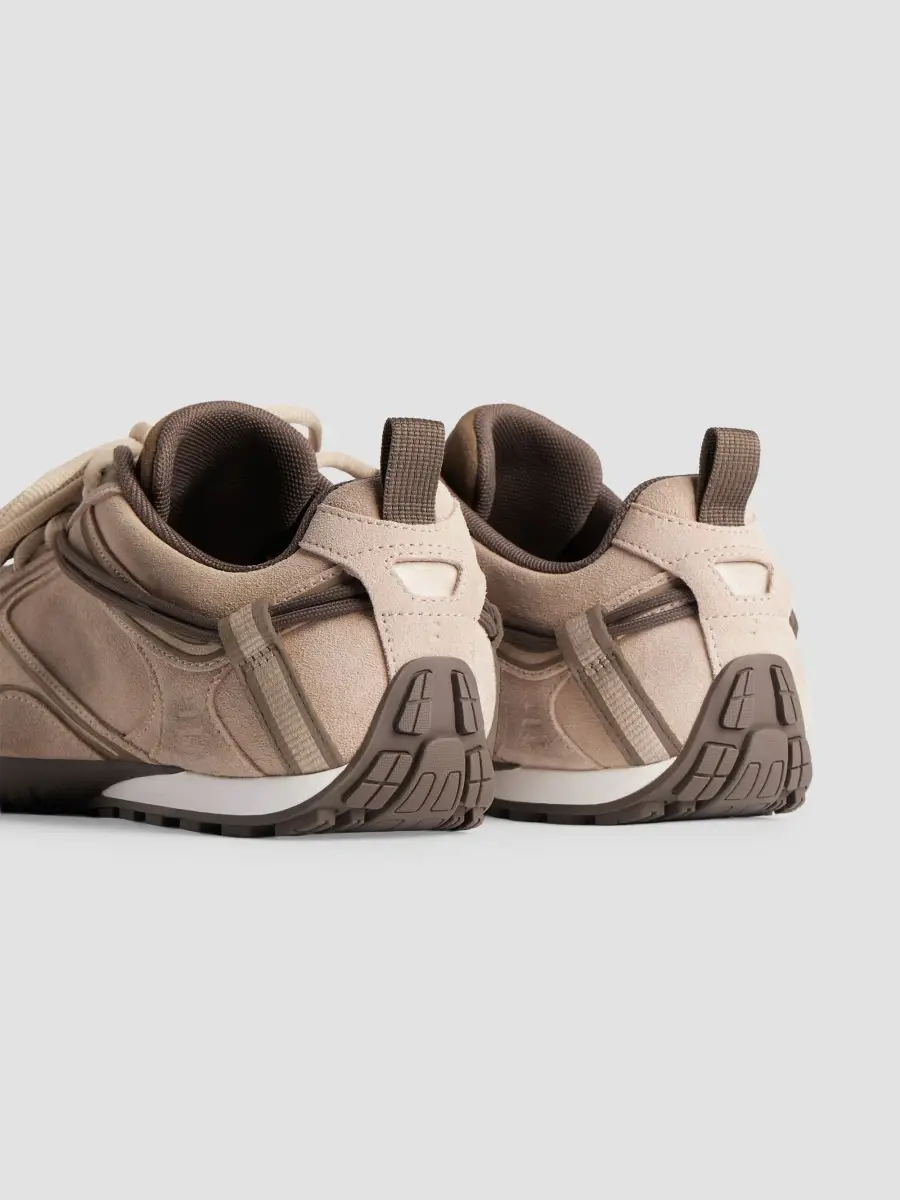 Balenciaga Women's Radar Velvety Sneakers | Thumbnail 4 Balenciaga Women's Radar Velvety Sneakers | Thumbnail 4
