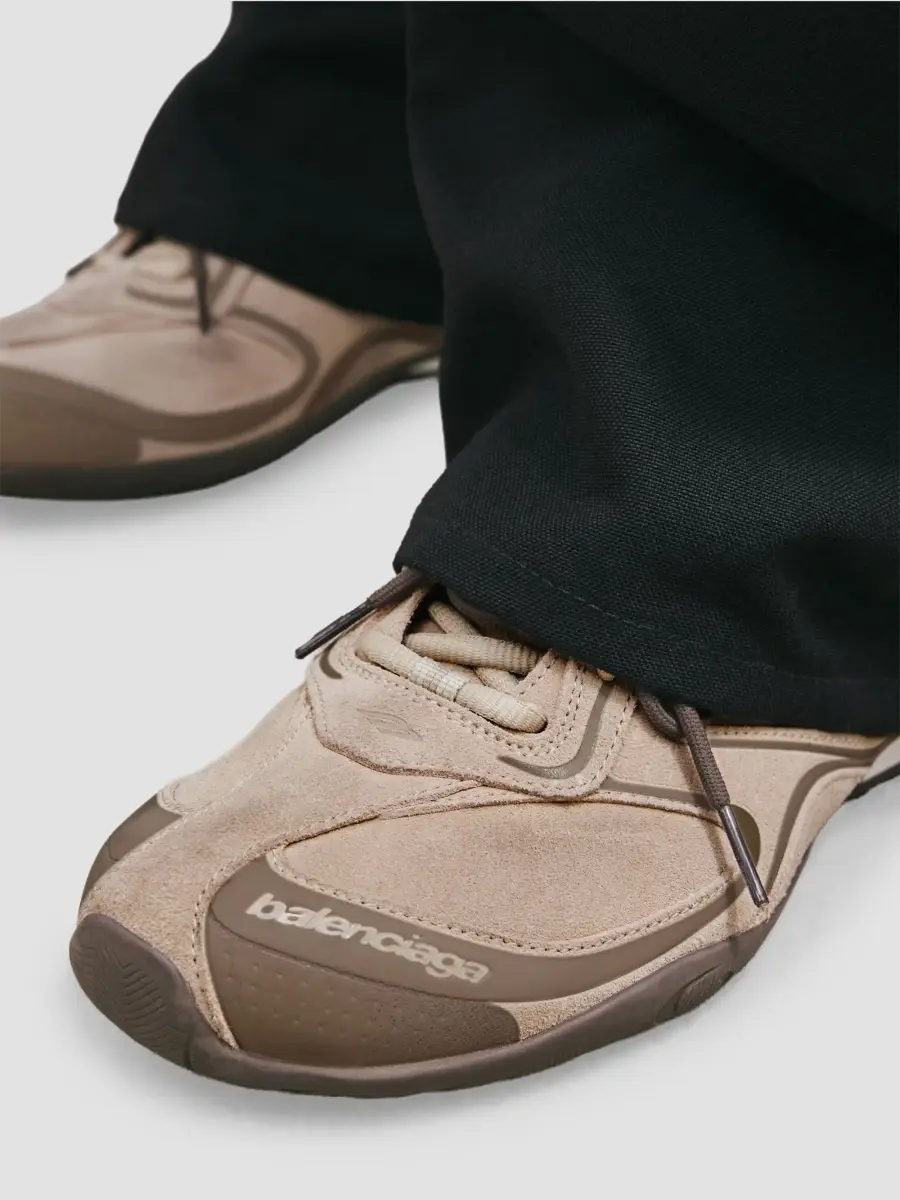 Balenciaga Women's Radar Velvety Sneakers | Thumbnail 6 Balenciaga Women's Radar Velvety Sneakers | Thumbnail 6