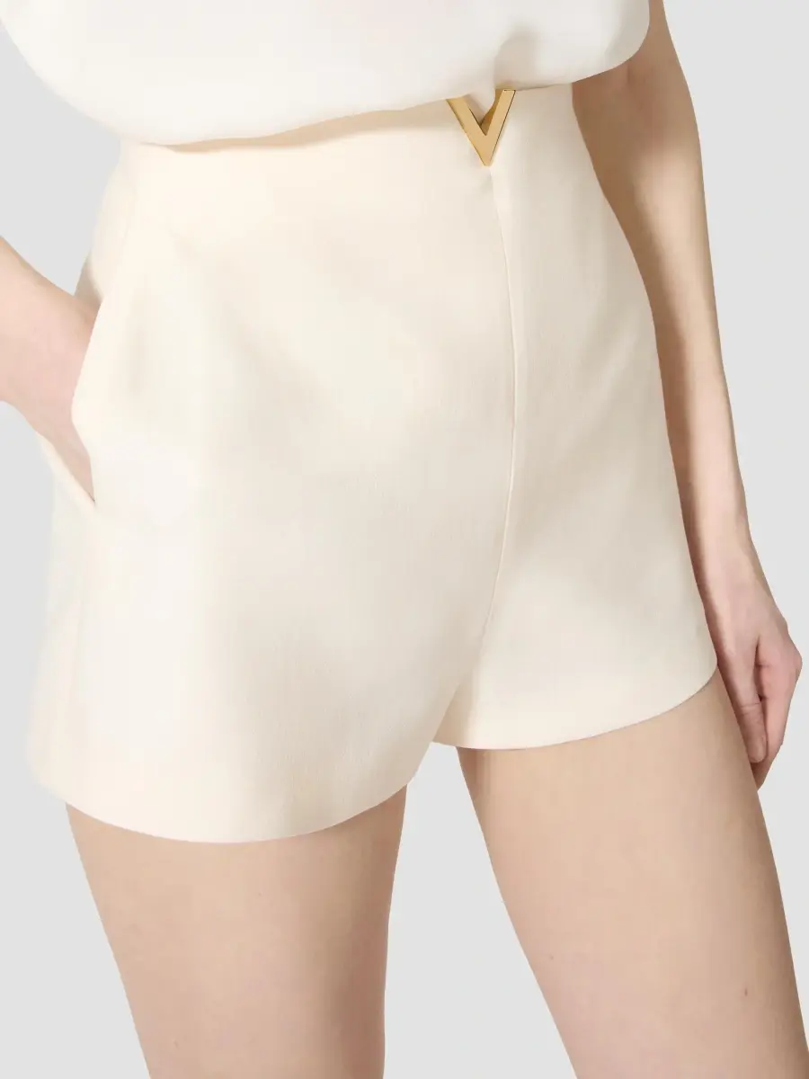 Valentino Women's Crepe Couture Shorts | Thumbnail 3 Valentino Women's Crepe Couture Shorts | Thumbnail 3