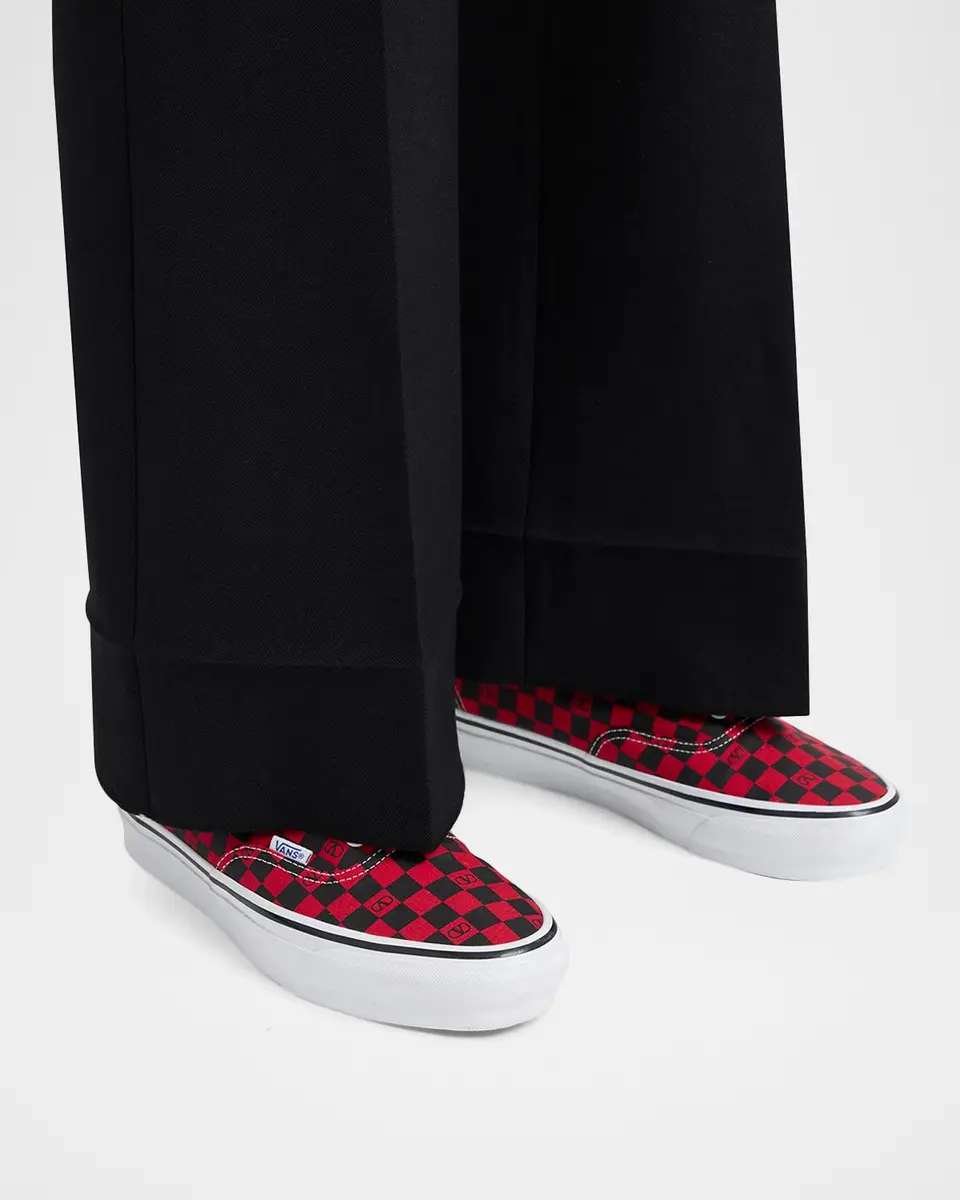 Valentino Garavani x Vans Men's Tess St VLogo Check Canvas Low-Top Sneakers | Thumbnail 2 Valentino Garavani x Vans Men's Tess St VLogo Check Canvas Low-Top Sneakers | Thumbnail 2