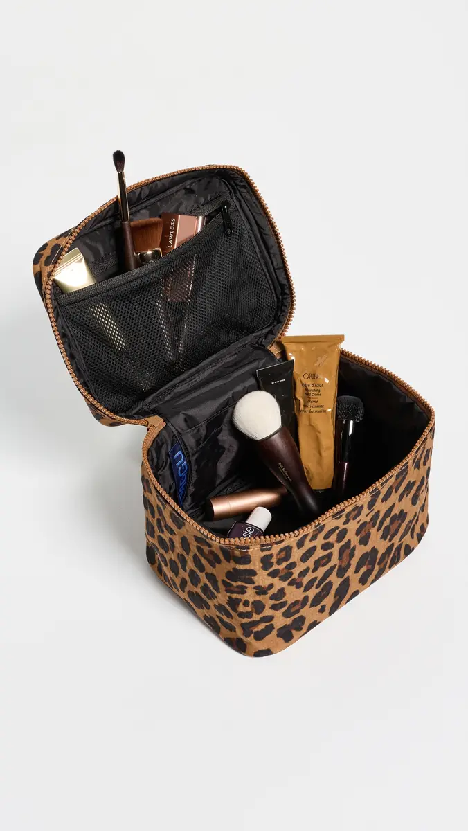 BAGGU Large Cosmetic Case | Thumbnail 4 BAGGU Large Cosmetic Case | Thumbnail 4