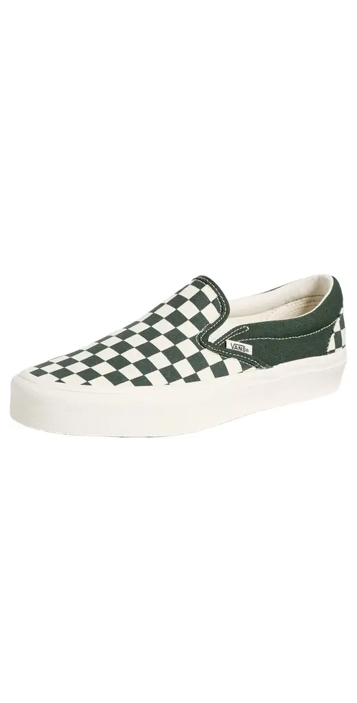 Vans Classics Unisex Slip On Sneakers