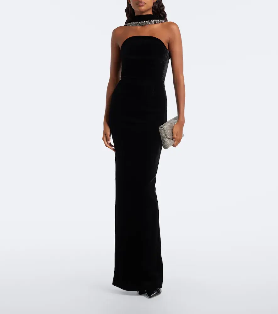 Roland Mouret Embellished halterneck velvet gown | Thumbnail 2