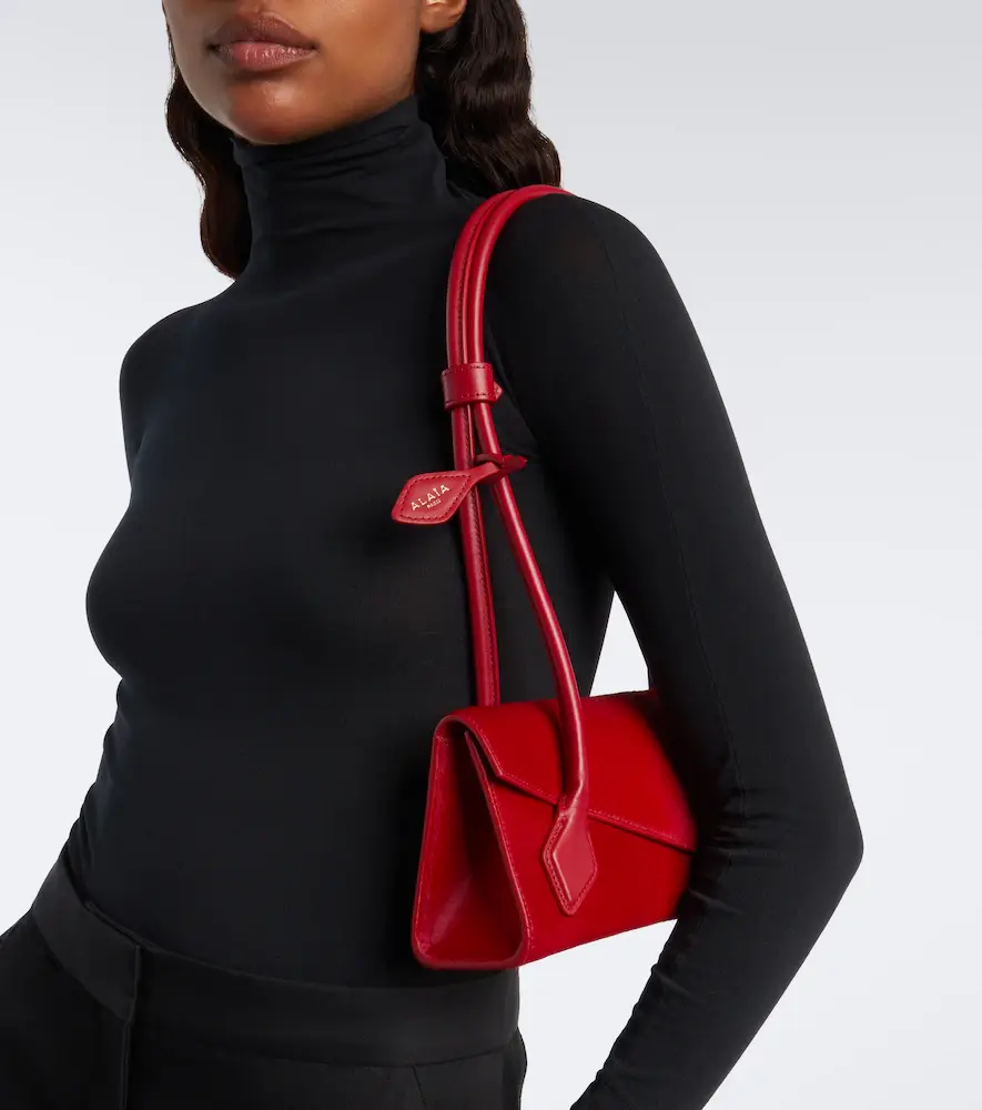 Alaïa Alaïa Le Teckel Small calf hair shoulder bag | Thumbnail 5 Alaïa Alaïa Le Teckel Small calf hair shoulder bag | Thumbnail 5