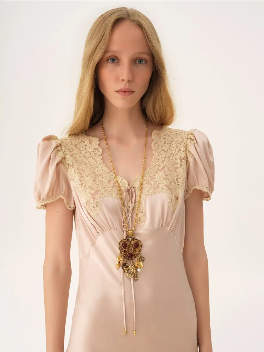 Chloé The Chloé Heartfull pendant necklace | Thumbnail 3