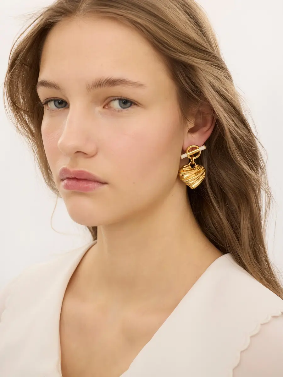 Chloé The Chloé Pleated Heart earrings | Thumbnail 5