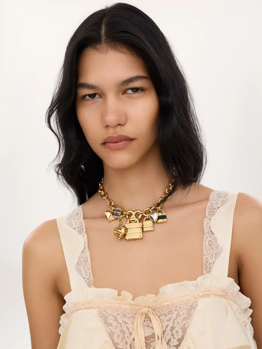 Chloé The Chloé Paddington necklace | Thumbnail 3 Chloé The Chloé Paddington necklace | Thumbnail 3