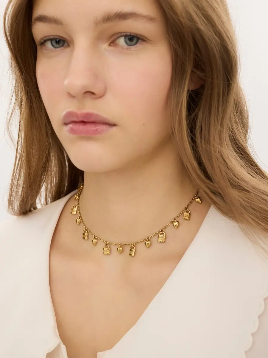 Chloé The Chloé Mini Paddington necklace | Thumbnail 3 Chloé The Chloé Mini Paddington necklace | Thumbnail 3