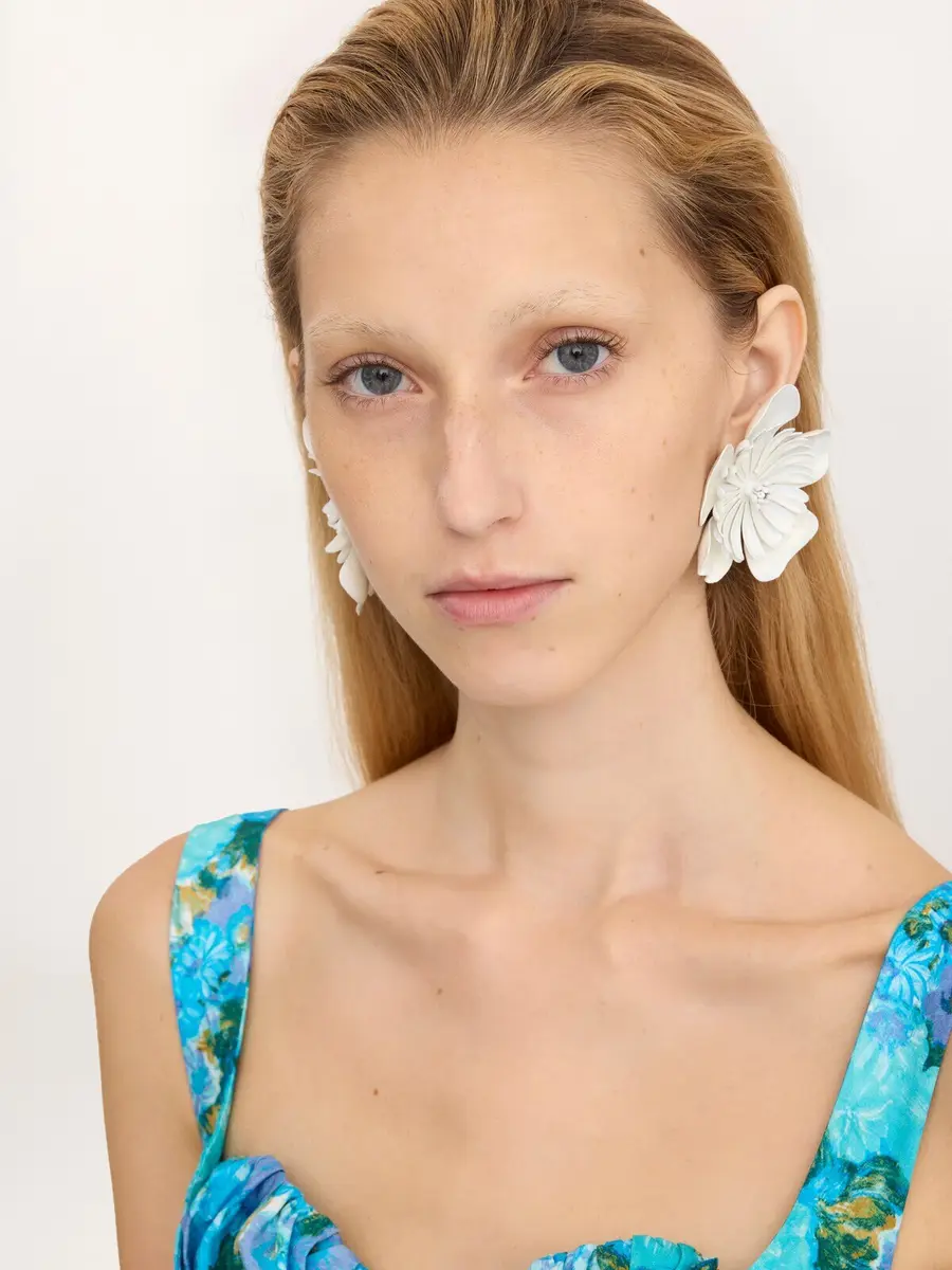 Chloé The Chloé Bloom earrings | Thumbnail 3