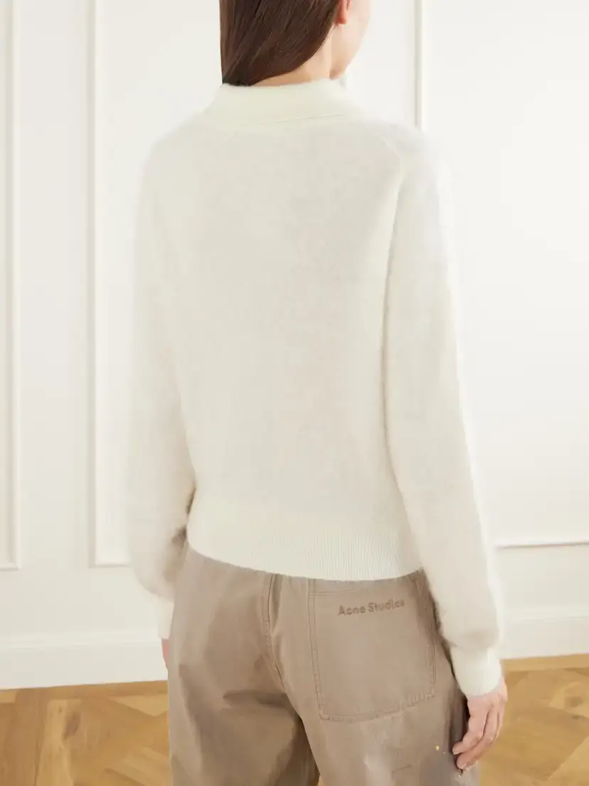 Acne Studios Brushed Cashmere Cardigan | Thumbnail 4 Acne Studios Brushed Cashmere Cardigan | Thumbnail 4