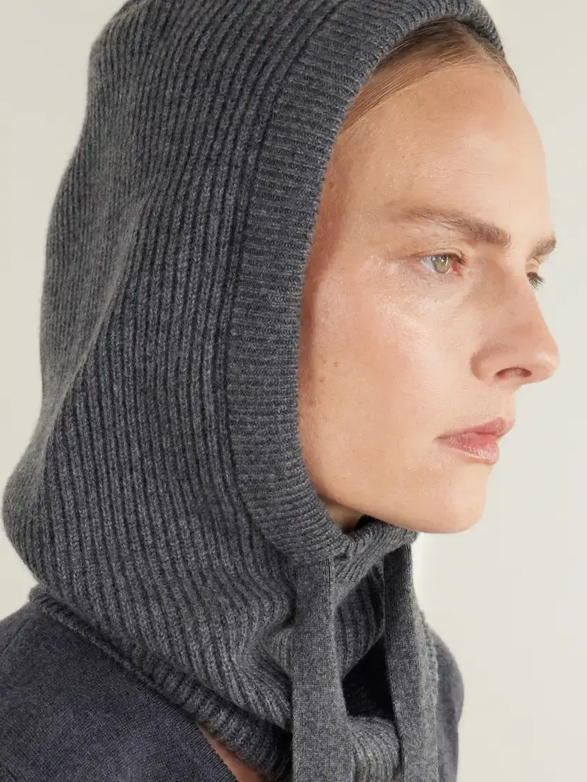 Brunello Cucinelli Drawstring Ribbed Cashmere Snood | Thumbnail 2 Brunello Cucinelli Drawstring Ribbed Cashmere Snood | Thumbnail 2