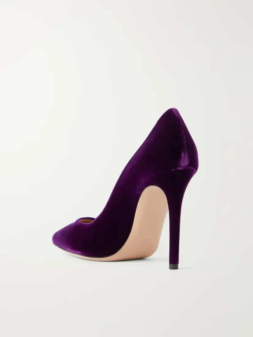Gianvito Rossi Gianvito 105 Velvet Pumps | Thumbnail 3