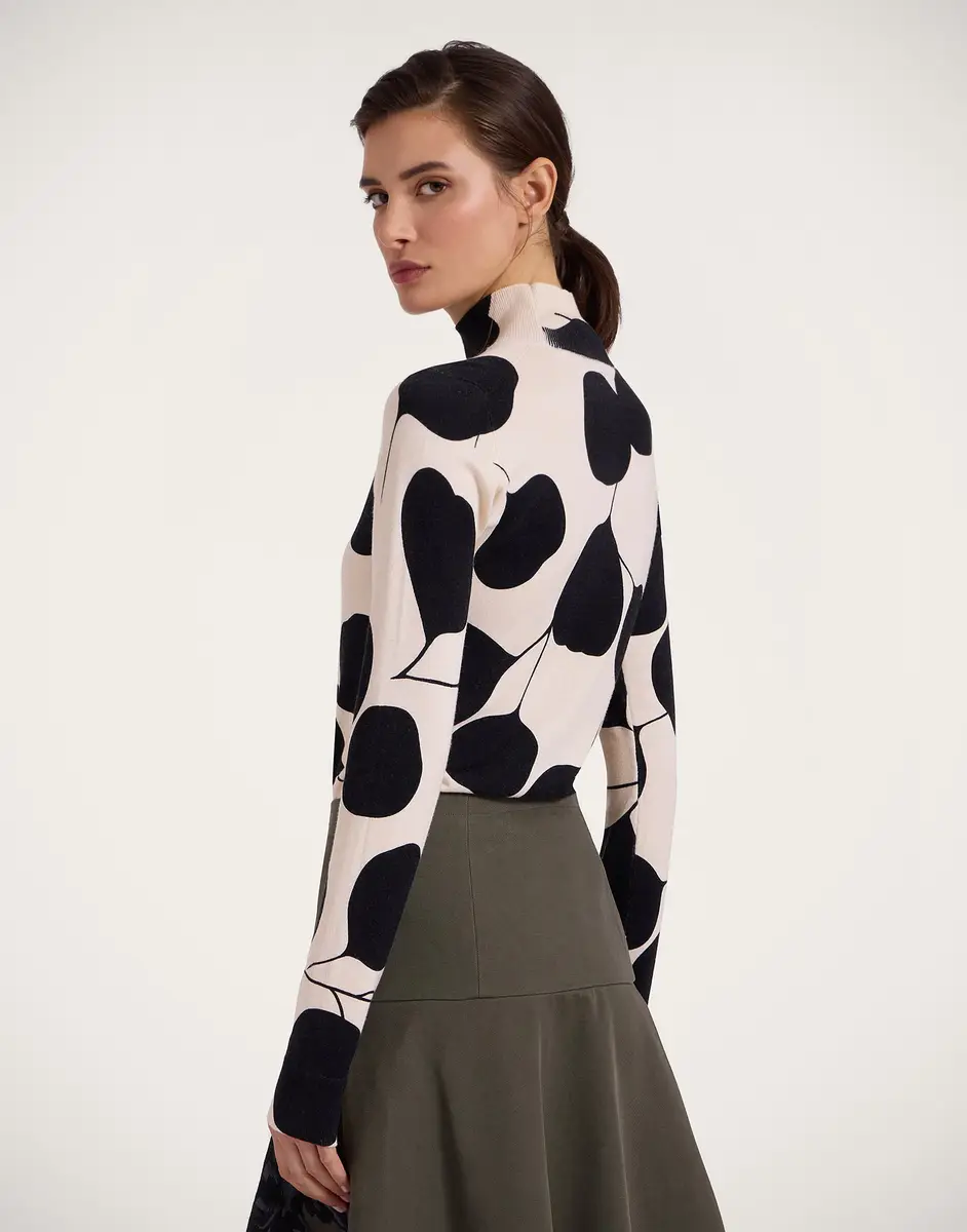 La Double J Silky Turtleneck | Thumbnail 2 La Double J Silky Turtleneck | Thumbnail 2