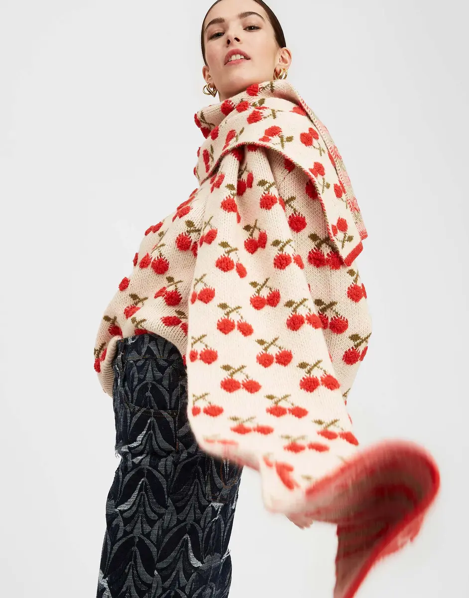 La Double J Cherry Scarf | Thumbnail 5 La Double J Cherry Scarf | Thumbnail 5