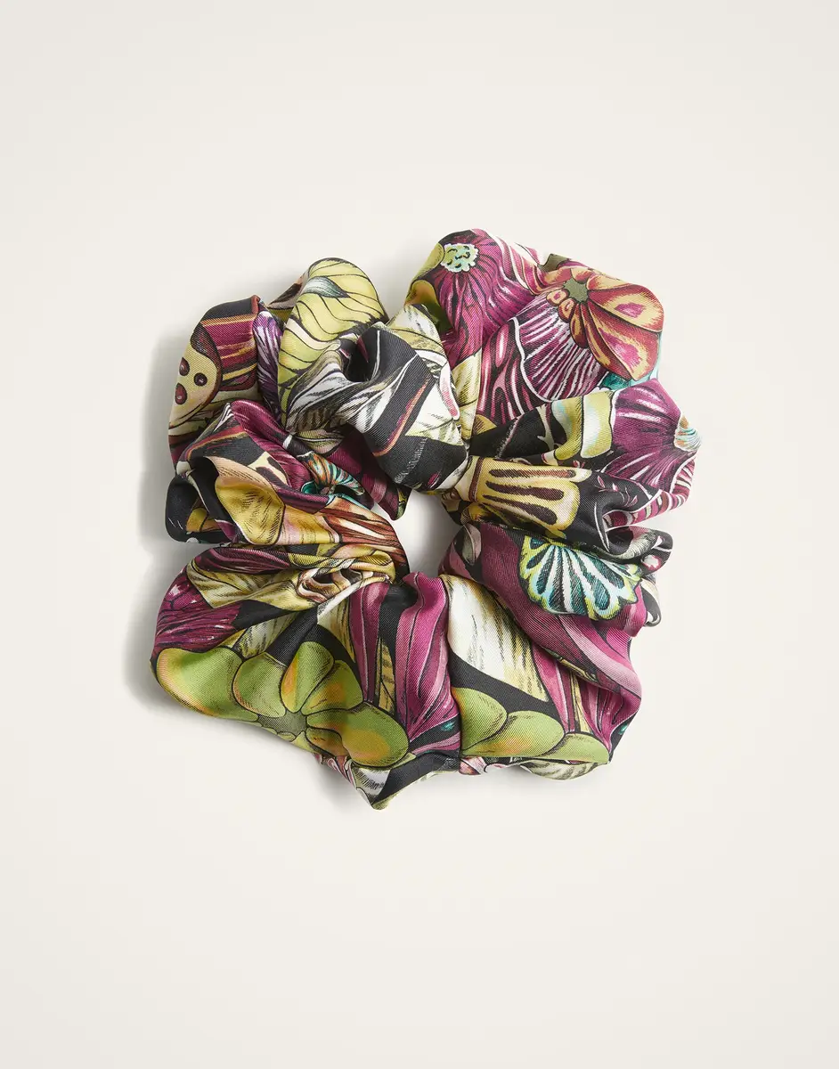 La Double J Giga Scrunchie | Thumbnail 2 La Double J Giga Scrunchie | Thumbnail 2