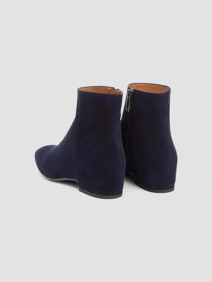 Aquatalia Women's Ulyssa Suede Booties | Thumbnail 3 Aquatalia Women's Ulyssa Suede Booties | Thumbnail 3