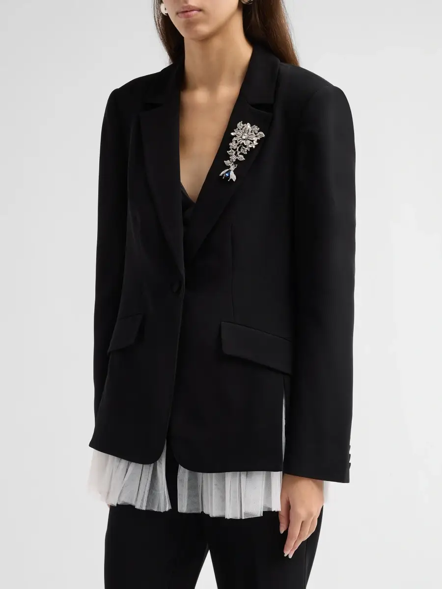 Cinq à Sept Women's Rosabelle Brooch-Detail Ruffle-Hem Blazer | Thumbnail 4 Cinq à Sept Women's Rosabelle Brooch-Detail Ruffle-Hem Blazer | Thumbnail 4