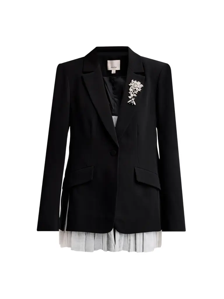Cinq à Sept Women's Rosabelle Brooch-Detail Ruffle-Hem Blazer