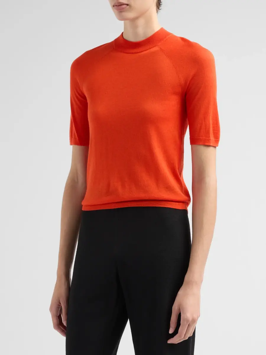 Vince Women's Crewneck Cashmere-Silk Sweater | Thumbnail 4 Vince Women's Crewneck Cashmere-Silk Sweater | Thumbnail 4