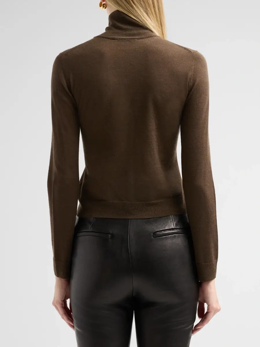 Vince Women's Turtleneck Cashmere-Silk Sweater | Thumbnail 3 Vince Women's Turtleneck Cashmere-Silk Sweater | Thumbnail 3